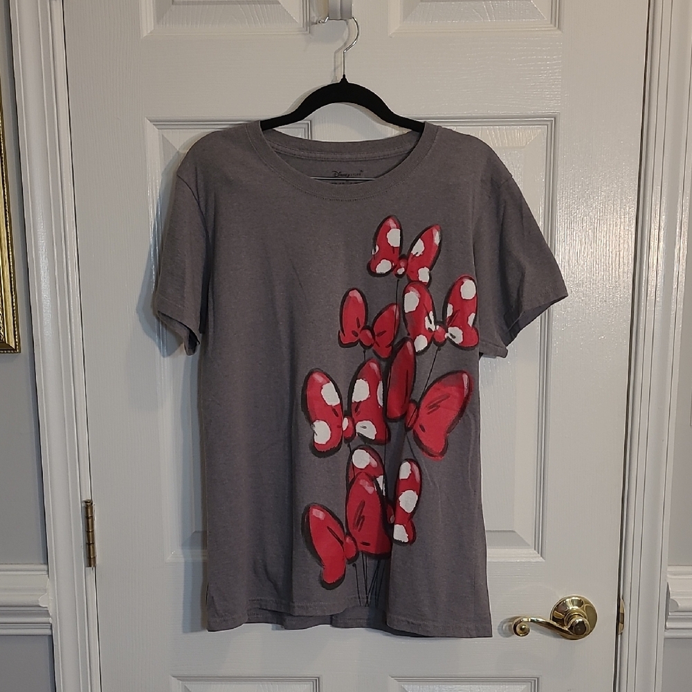 Gray T-Shirt with Red Bow Design